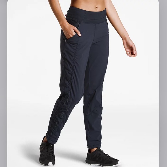 The North Face Pants - The North Face Women’s On The Go Mid-Rise Pants Dark Blue Size Small